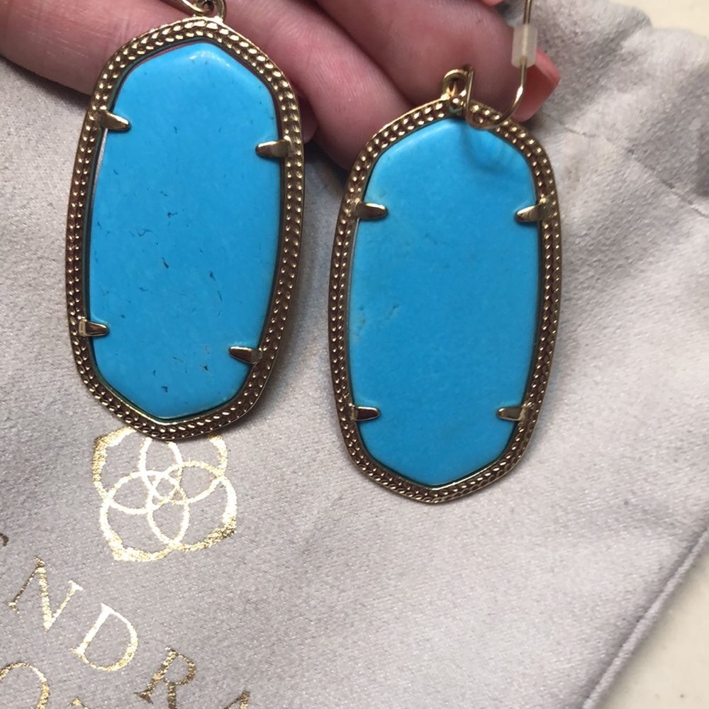 Kendra Scott Danielle Earrings